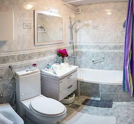 Vila Brasina Sleeps 12 *